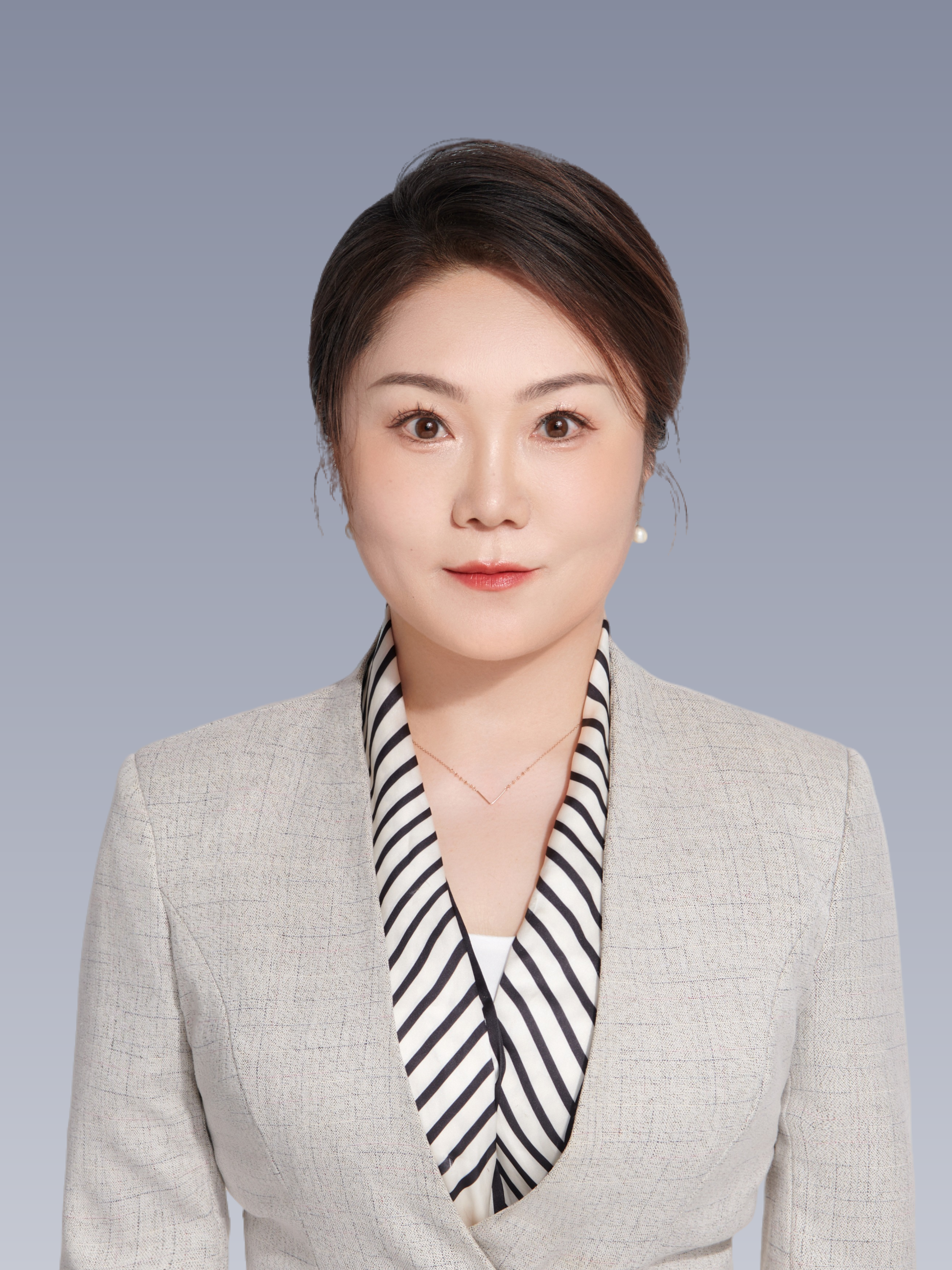 何艳琼